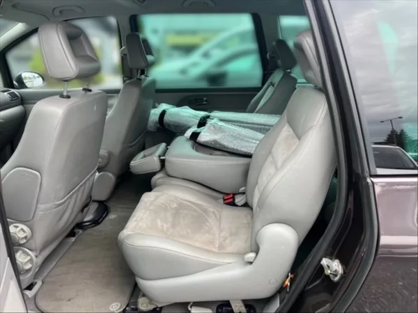 Volkswagen Sharan 2,8 i V6 150kW Highline - foto 8