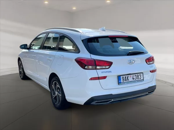 Hyundai i30 1,0 TGDI Family Comfort - foto 4