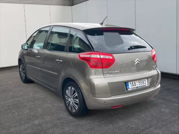 Citroën C4 Picasso 1,6 HDI SX - foto 4