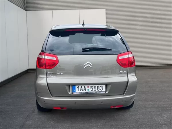 Citroën C4 Picasso 1,6 HDI SX - foto 5