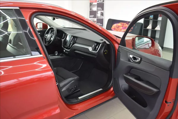 Volvo XC60 2,0 T8 AWD,Plug-in hybrid,DPH, - foto 16