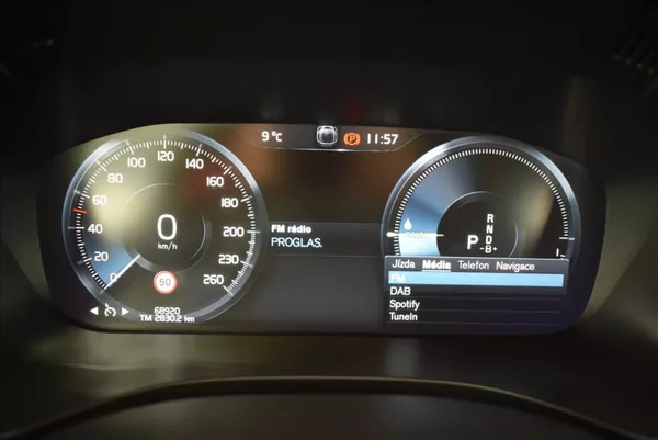 Volvo XC60 2,0 T8 AWD,Plug-in hybrid,DPH, - foto 33