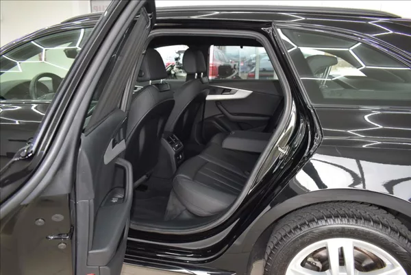 Audi A4 2,0 TDI 40 S-tronic,LED,NAVI - foto 11