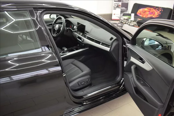 Audi A4 2,0 TDI 40 S-tronic,LED,NAVI - foto 16