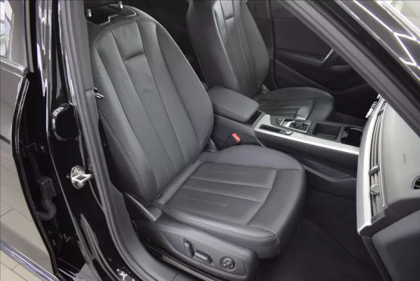 Audi A4 2,0 TDI 40 S-tronic,LED,NAVI - foto 17