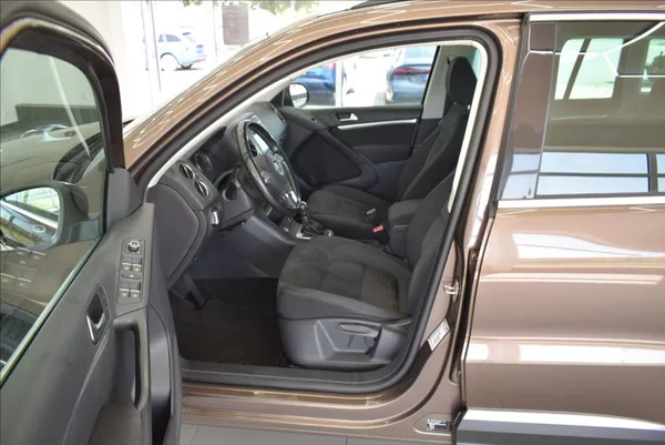 Volkswagen Tiguan 2,0 TDi, 4x4,DSG,NAVI,kamera, - foto 11