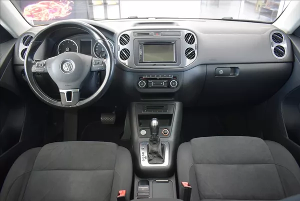 Volkswagen Tiguan 2,0 TDi, 4x4,DSG,NAVI,kamera, - foto 16
