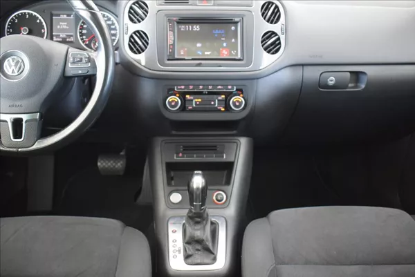 Volkswagen Tiguan 2,0 TDi, 4x4,DSG,NAVI,kamera, - foto 17