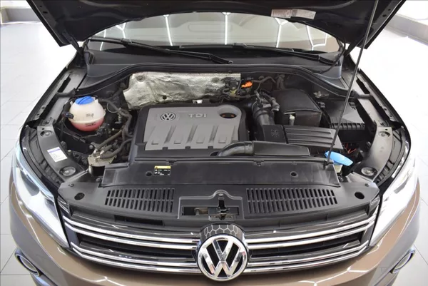 Volkswagen Tiguan 2,0 TDi, 4x4,DSG,NAVI,kamera, - foto 28