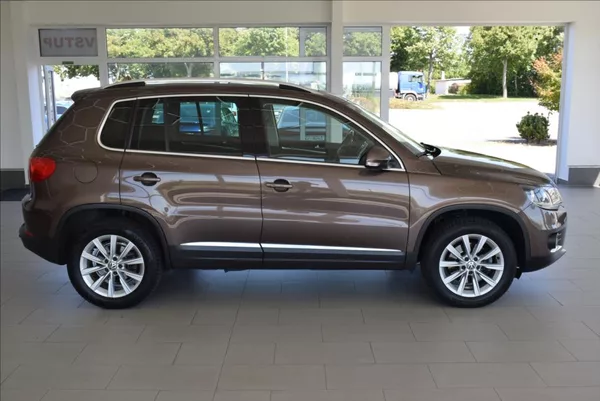 Volkswagen Tiguan 2,0 TDi, 4x4,DSG,NAVI,kamera, - foto 6