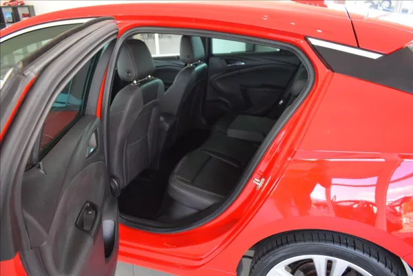 Opel Astra 1,6 CDTi, OPC Line,FULL LED, - foto 11