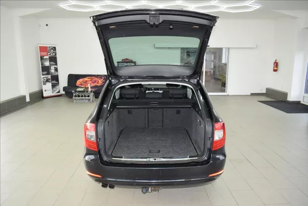 Škoda Superb 2,0 TDI, DSG,NAVI,XEN,serviska - foto 12