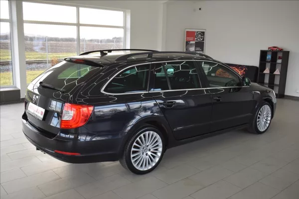 Škoda Superb 2,0 TDI, DSG,NAVI,XEN,serviska - foto 6