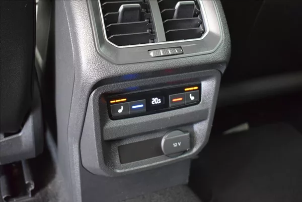 Volkswagen Tiguan 2,0 TDI, DSG,Head Up,Virtual, - foto 34
