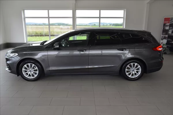 Ford Mondeo 2,0 TDCi,LED,NAVI,serviska,1.m - foto 5