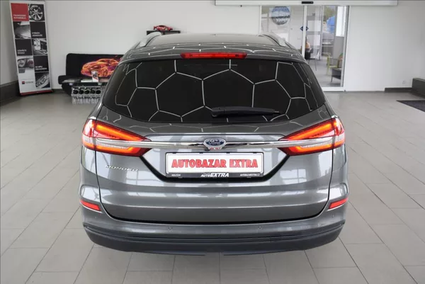 Ford Mondeo 2,0 TDCi,LED,NAVI,serviska,1.m - foto 7