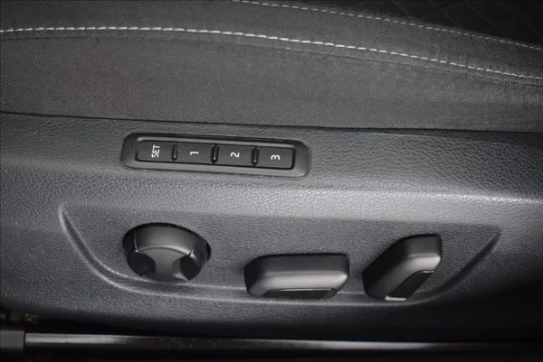Škoda Superb 2,0 TDi,FULL LED,1.maj.,93 tkm - foto 32