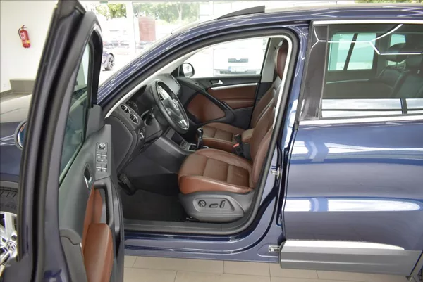Volkswagen Tiguan 1,4 TSi, SPORT & STYLE,1.maj., - foto 10