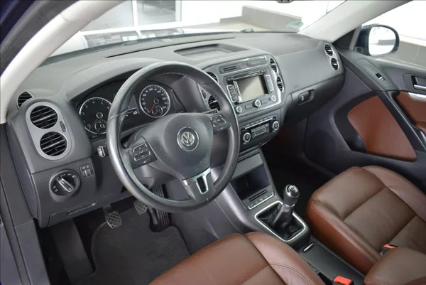 Volkswagen Tiguan 1,4 TSi, SPORT & STYLE,1.maj., - foto 9
