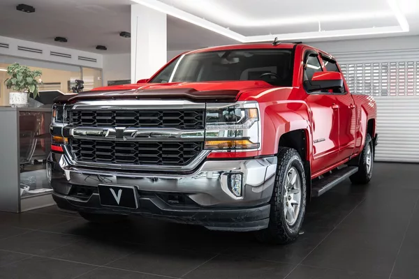 Chevrolet Silverado GT4 RS Weissach Package