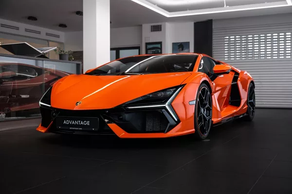 Lamborghini Revuelto NOVITEC Výfuk/Arancio Apodis/L