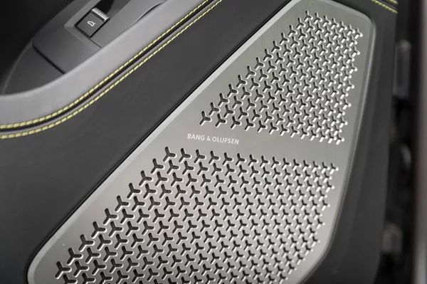 Lamborghini Urus Graphite Capsule/Pano/B&O 3D - foto 12