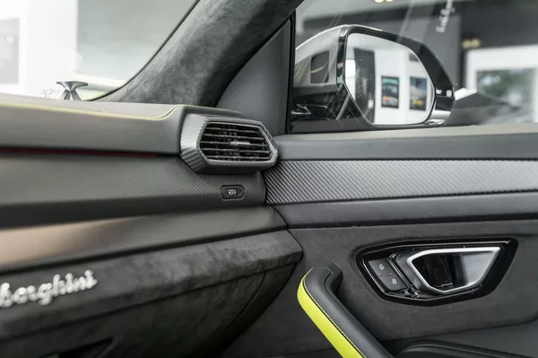 Lamborghini Urus Graphite Capsule/Pano/B&O 3D - foto 21