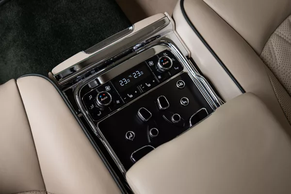 Bentley Mulsanne Speed / Záruka - foto 14