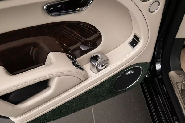 Bentley Mulsanne Speed / Záruka - foto 16