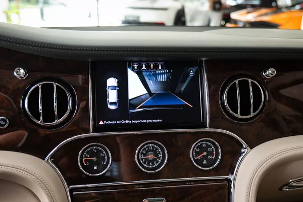 Bentley Mulsanne Speed / Záruka - foto 18