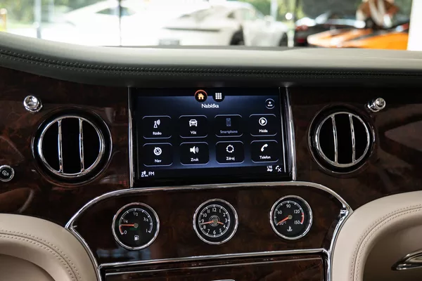 Bentley Mulsanne Speed / Záruka - foto 19
