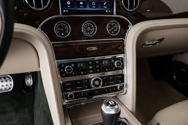 Bentley Mulsanne Speed / Záruka - foto 20