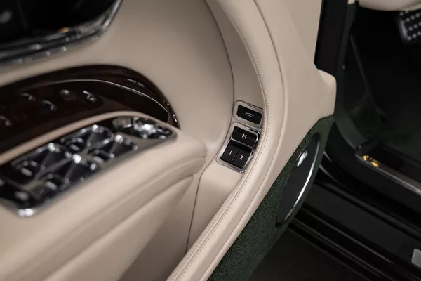 Bentley Mulsanne Speed / Záruka - foto 26