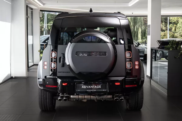 Land Rover Defender 110 V8 P425 X Matné PPF/Meridi - foto 3