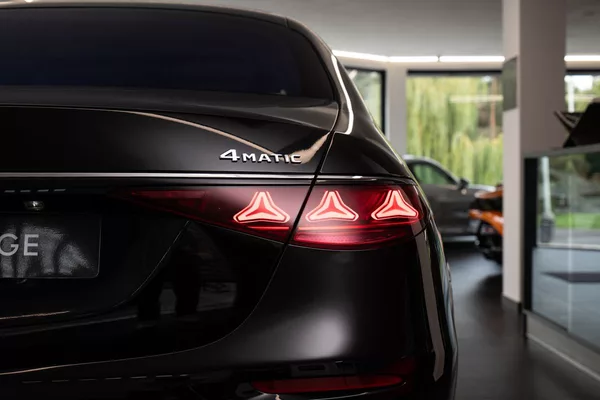 Mercedes-Benz Třídy S - foto 27