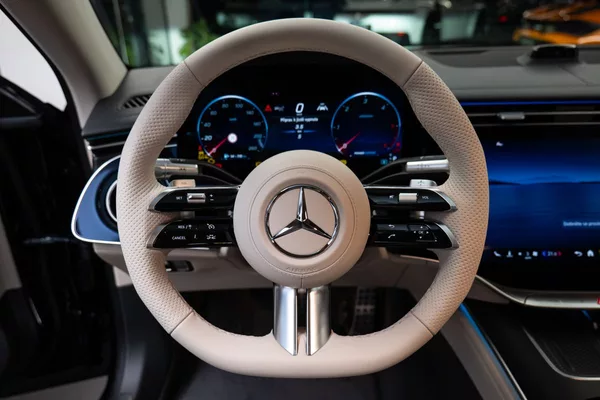 Mercedes-Benz Třídy S - foto 6