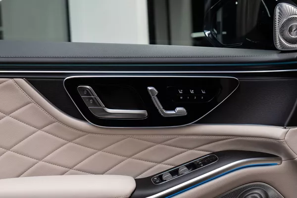 Mercedes-Benz Třídy S - foto 9