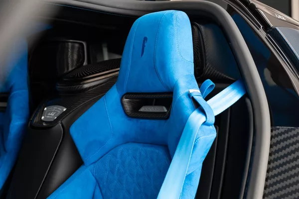 Automobil - foto 11