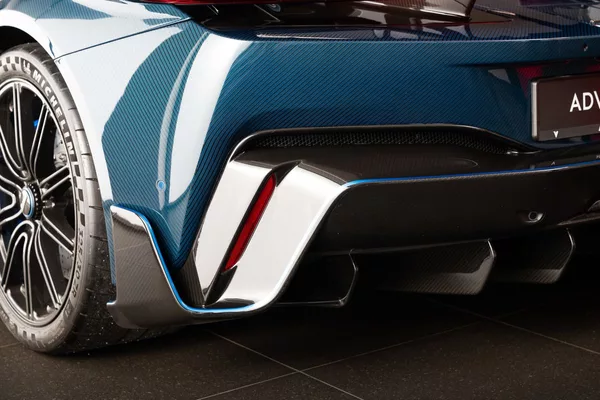 Automobil - foto 44