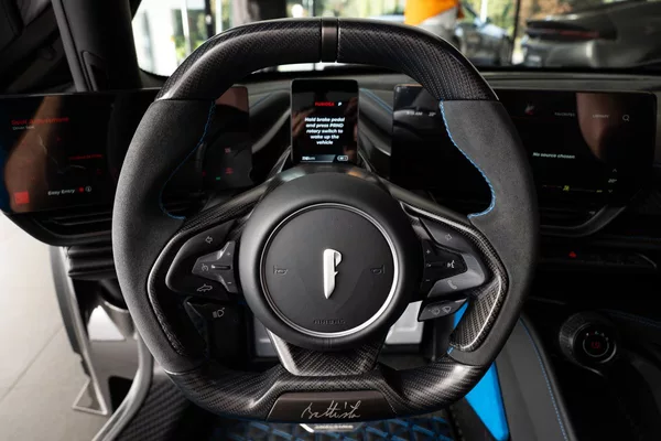 Automobil - foto 6