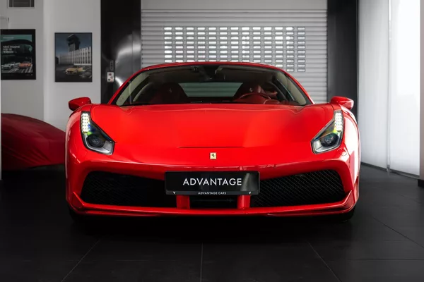 Ferrari 488 - foto 2