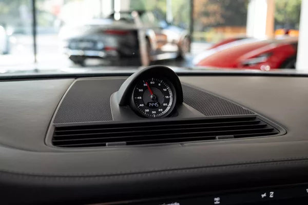 Porsche Panamera - foto 13