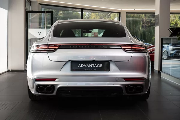 Porsche Panamera - foto 3