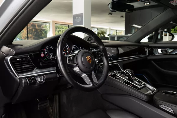 Porsche Panamera - foto 5