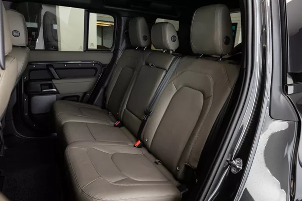 Land Rover Defender 110 D200 - foto 11