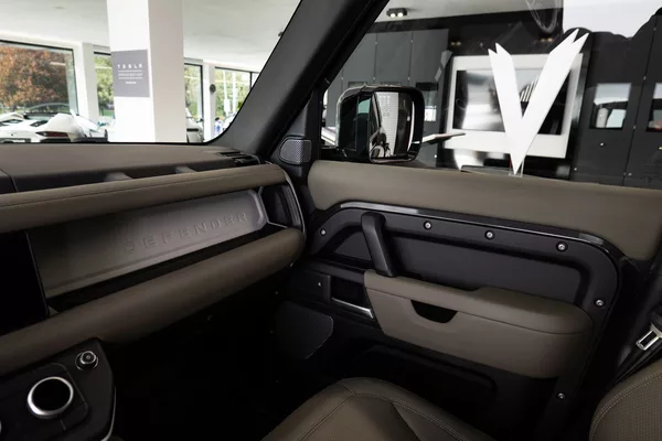 Land Rover Defender 110 D200 - foto 17