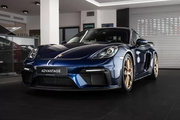 Porsche Cayman 718 GT4 BOSE/Alcantara/Manuál