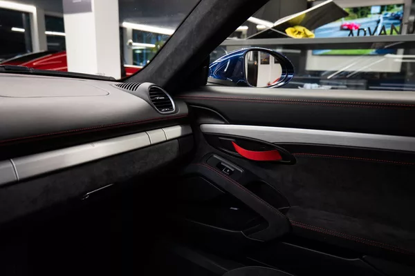 Porsche Cayman 718 GT4 BOSE/Alcantara/Manuál - foto 13