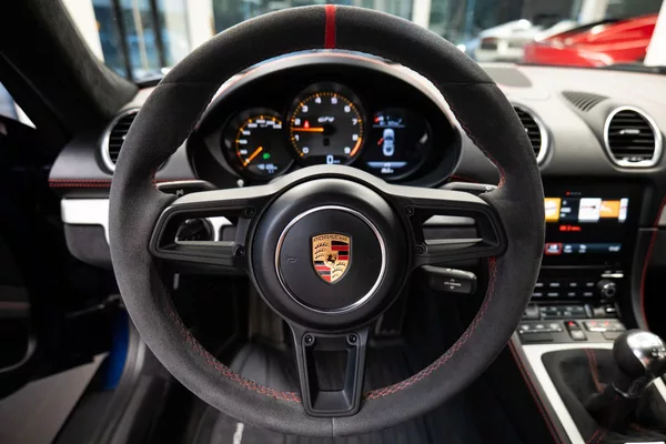 Porsche Cayman 718 GT4 BOSE/Alcantara/Manuál - foto 6