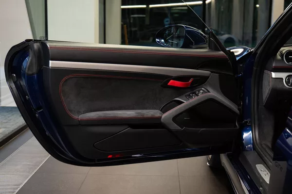 Porsche Cayman 718 GT4 BOSE/Alcantara/Manuál - foto 7